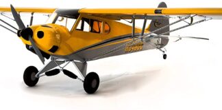 Hangar 9 Carbon Cub 15cc ARF